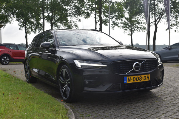 Volvo V60 B4 211PK Automaat R-Design | ACC | H&K | Stoelverwarming | Camera | 19"LMV | Elektr. stoel | Leder