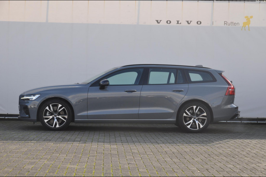 Volvo V60 B4 211PK Automaat Plus Dark Semi-elektrisch inklapbare trekhaak / Adaptive cruise control / Pilot assist / BLIS / Stoelverwarming voor en achter / Elektrische bedienbare stoelen voor met geheugen / Stuurverwarming / Parkeersensoren met camera / Elektrische achterklep / Keyless entry /