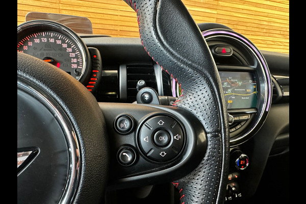 MINI Mini 2.0 Cooper S Chili JCW Serious Business | PANO | H&K | Head-Up | Ambient | PDC | Cruise | Full LED | Dealer onderhouden