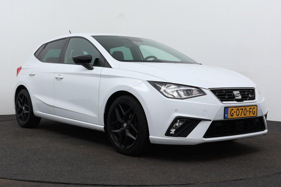 Seat Ibiza 1.0 TSI FR Business Intense (NAVIGATIE, CAMERA, PARKEERSENSOREN, CLIMA, 1e EIGENAAR, GOED ONDERHOUDEN)