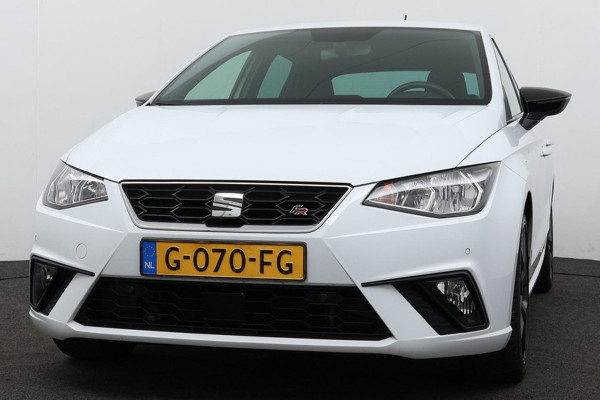 Seat Ibiza 1.0 TSI FR Business Intense (NAVIGATIE, CAMERA, PARKEERSENSOREN, CLIMA, 1e EIGENAAR, GOED ONDERHOUDEN)