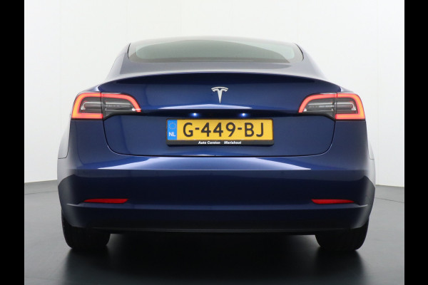 Tesla Model 3 SR+60kWh 325PK AutoPilot Premium-Luidsprekers Leer PanoDak Adaptive cruise 18" Camera's Elektr.-Stuur+Stoelen+Spiegels+Geheugen+ Ecc Navigatiesysteem full map LED-a+v Comfortstoel(en) ACC Dual-ECC DAB Voorverwarmen interieur via App Keyless via Telefoonsleutel One-Pedal-Drive Origin. NLse auto !