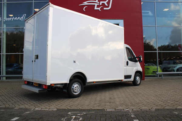 Peugeot Boxer 2.2 BlueHDi 165PK L3 3.5T | BAKWAGEN | IDEAAL ALS LOEMPIA KAR/SNACK WAGEN | NAVIGATIE | CLIMATE CONTROL | CRUISE CONTROL | DAB+ RADIO | GEVEERDE BESTUURDERSSTOEL | 3-ZITS | NIEUWE BUS! 2024 |