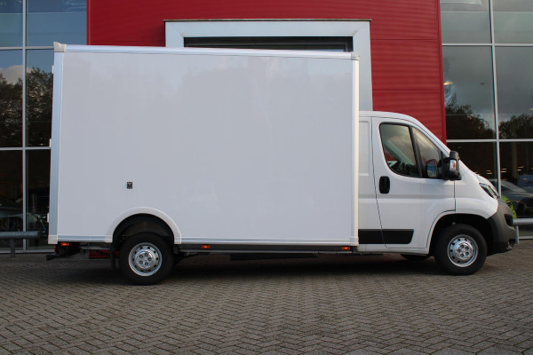 Peugeot Boxer 2.2 BlueHDi 165PK L3 3.5T | BAKWAGEN | IDEAAL ALS LOEMPIA KAR/SNACK WAGEN | NAVIGATIE | CLIMATE CONTROL | CRUISE CONTROL | DAB+ RADIO | GEVEERDE BESTUURDERSSTOEL | 3-ZITS | NIEUWE BUS! 2024 |