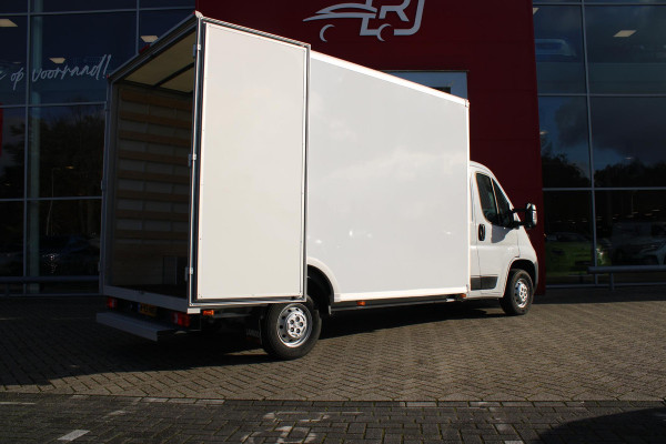 Peugeot Boxer 2.2 BlueHDi 165PK L3 3.5T | BAKWAGEN | IDEAAL ALS LOEMPIA KAR/SNACK WAGEN | NAVIGATIE | CLIMATE CONTROL | CRUISE CONTROL | DAB+ RADIO | GEVEERDE BESTUURDERSSTOEL | 3-ZITS | NIEUWE BUS! 2024 |