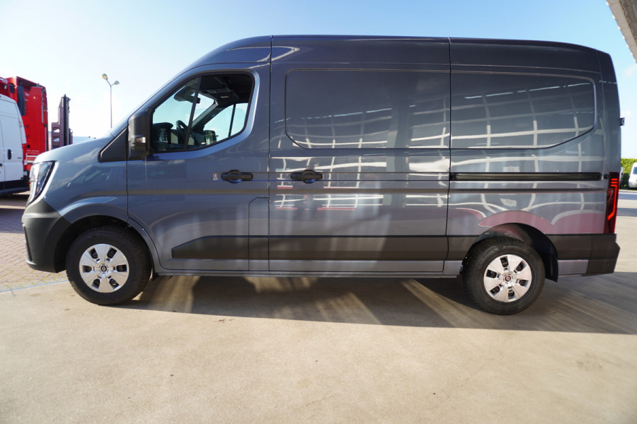 Renault Master T35 2.0 dCi 170PK L2H2 Extra Schuifdeur L / R Nr. V211 | Climate | Navi | Cruise | Trekhaak