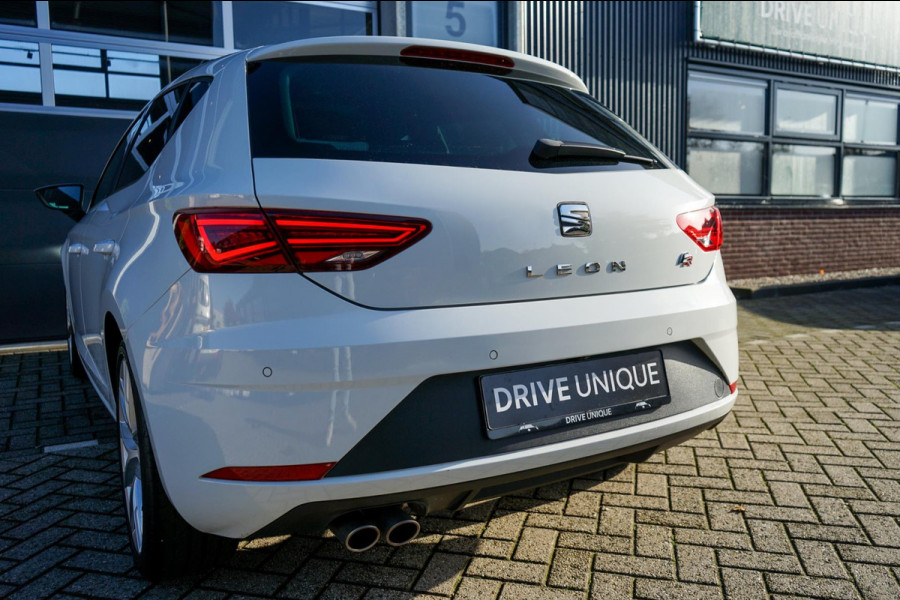 Seat Leon 1.5 TSI FR Business Intense, Beats by Dre Audio, Panorama, ACC, DAB, Leder sportstoel, Apple Carplay & Android, Digitaal