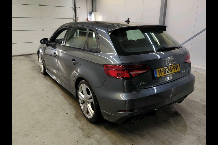 Audi A3 Sportback 35 TFSI 3x S-Line Black Edition Pano NAP