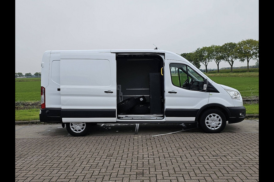 Ford Transit 310 2.0 TDCI L3H2 Navi Camera 130Pk Euro6 Airco Pdc 3-Zits Oh-Historie!