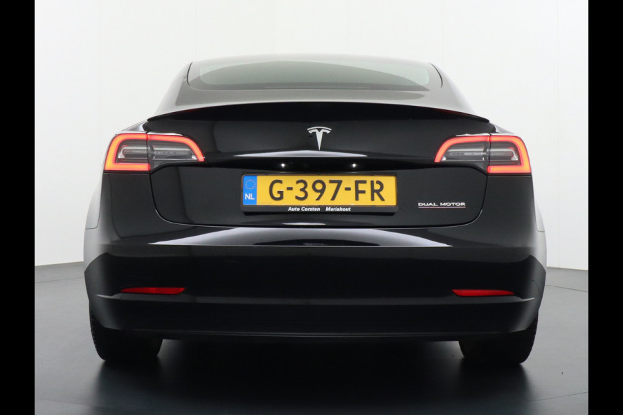 Tesla Model 3 Performance 513pk 3,4 sec 0-100 ! 20"lm FSD-vb. AutoPilot Carbon-Spoiler Premium-HiFi Pano.dak Camera Leer Adaptive-Cruise+Stop& 4wd Rode Remklauwen Premium Audio Veel grip door 4WD vierwielaandrijving.  Origineel Nederlandse auto ! Orig.NL auto  1e eigenaar