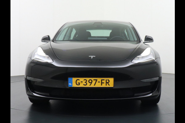 Tesla Model 3 Performance 513pk 3,4 sec 0-100 ! 20"lm FSD-vb. AutoPilot Carbon-Spoiler Premium-HiFi Pano.dak Camera Leer Adaptive-Cruise+Stop& 4wd Rode Remklauwen Premium Audio Veel grip door 4WD vierwielaandrijving.  Origineel Nederlandse auto ! Orig.NL auto  1e eigenaar