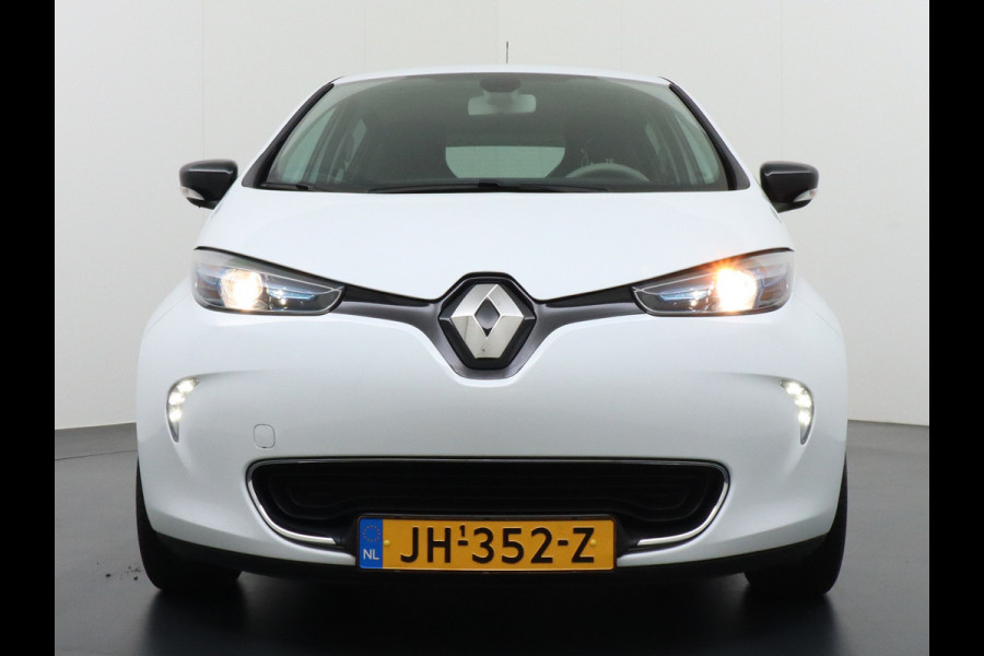 Renault ZOE €5.395,- na subsidie AUT. 90pk Navi Pdc Lmv-look Led Ecc Esp Multi-Media-vb. R240 Intens 22 kWh (ex Accu) Priv. Glass Volledig Dealer Onderhouden ! Orig.NLse auto.  huuraccu v.a. 64 euro per maand.