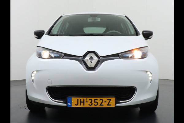 Renault ZOE €5.395,- na subsidie AUT. 90pk Navi Pdc Lmv-look Led Ecc Esp Multi-Media-vb. R240 Intens 22 kWh (ex Accu) Priv. Glass Volledig Dealer Onderhouden ! Orig.NLse auto.  huuraccu v.a. 64 euro per maand.