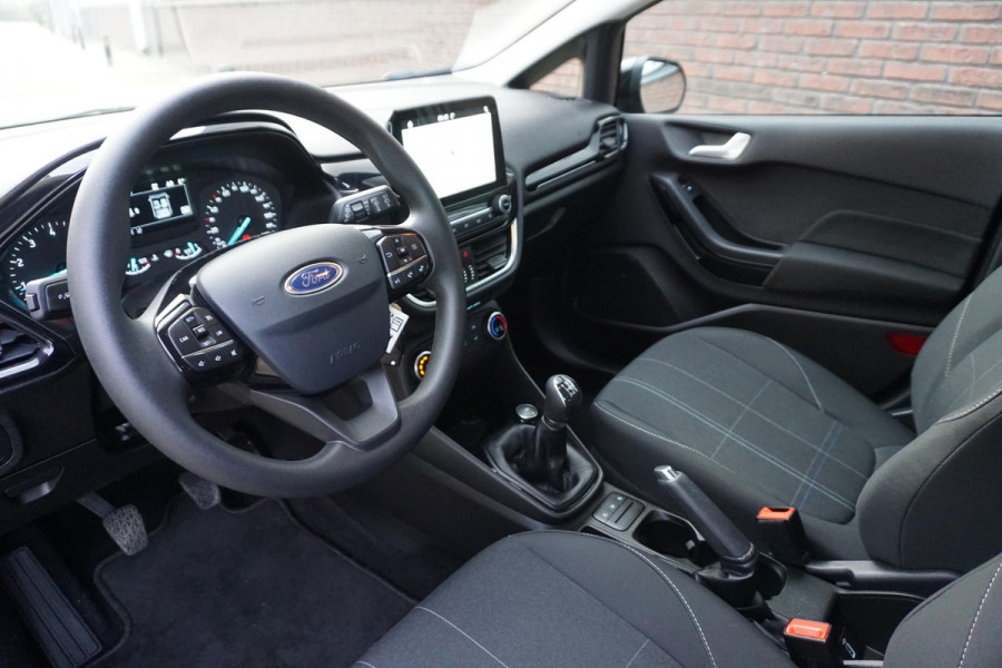 Ford Fiesta 1.1 86PK Parkeersensoren-Navigatie- Cruisecontrol-AppleCarPlay.