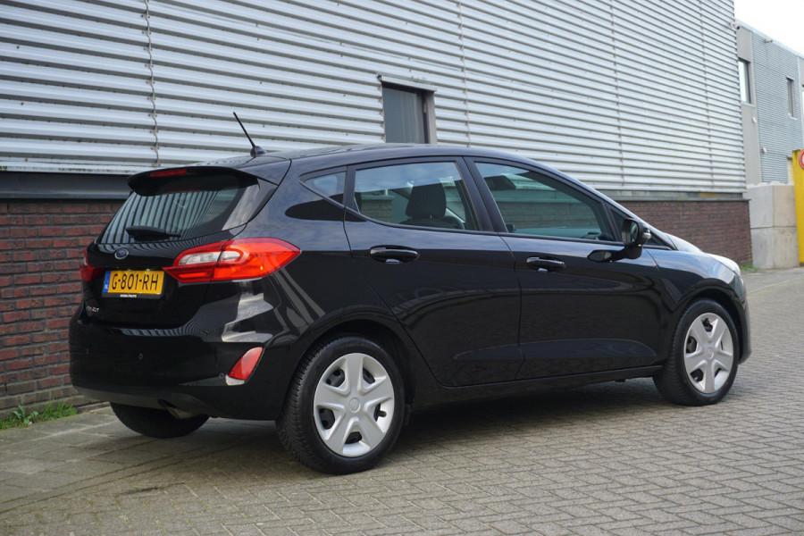 Ford Fiesta 1.1 86PK Parkeersensoren-Navigatie- Cruisecontrol-AppleCarPlay.