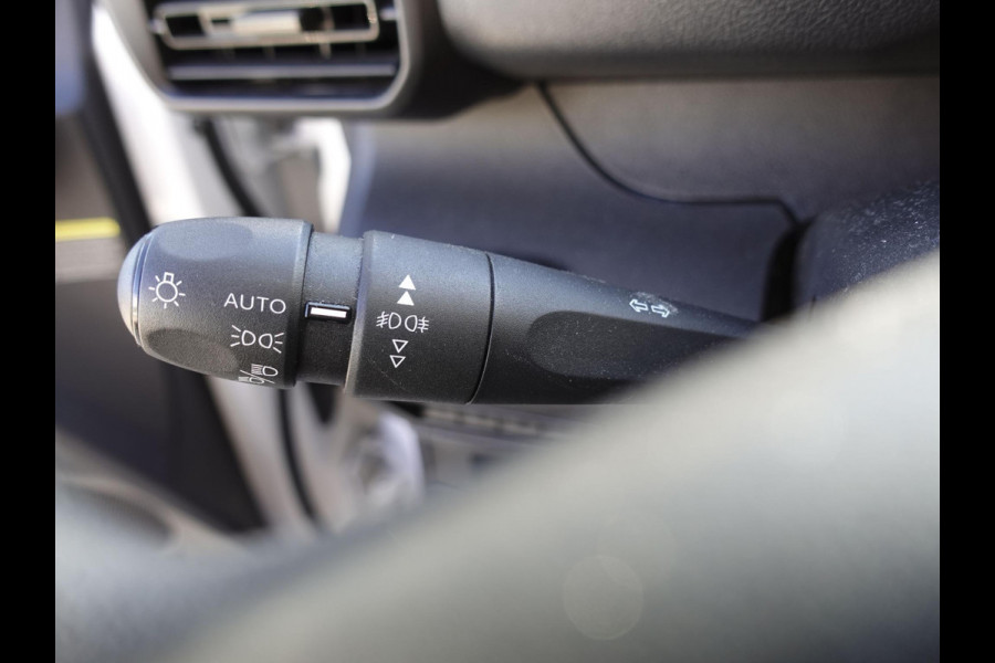 Peugeot Partner 1.5 102pk Premium Airco Parkeersensoren Carplay