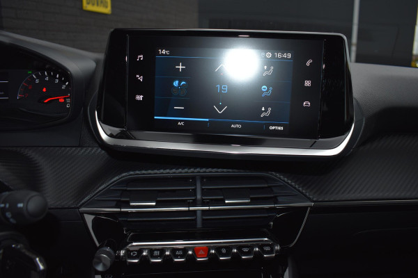 Peugeot 2008 1.2 PureTech 130PK Allure | Carplay | PDC | Incl. garantie