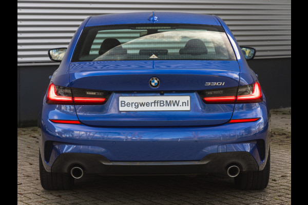 BMW 3-serie 330i M-Sport - M-Sportdifferentieel - Camera - Hifi - Stoel + Stuurwielverwarming