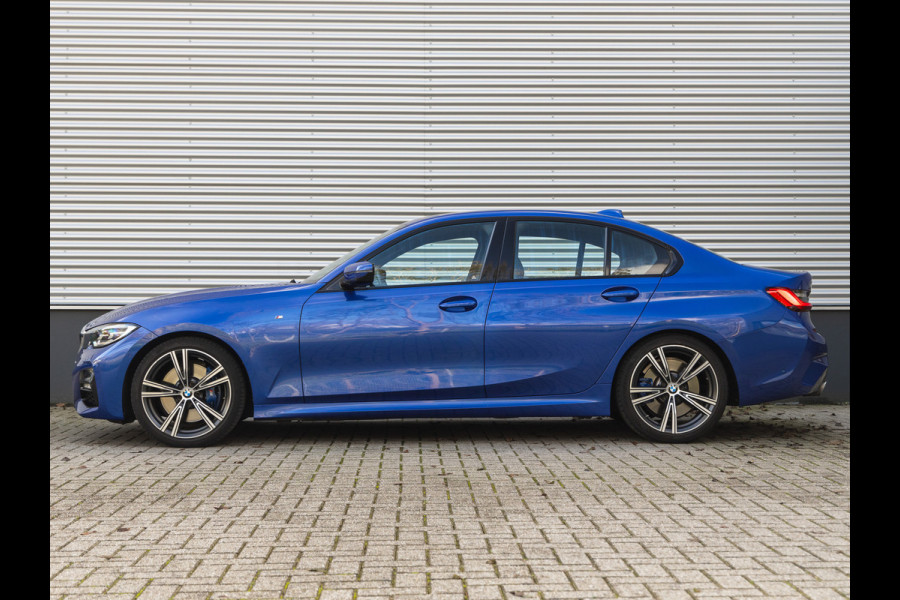 BMW 3-serie 330i M-Sport - M-Sportdifferentieel - Camera - Hifi - Stoel + Stuurwielverwarming