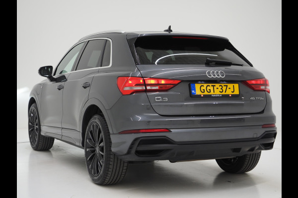 Audi Q3 45 TFSI e S-Line | Keyless | Adaptive Cruise | Camera | Stoelverwarming