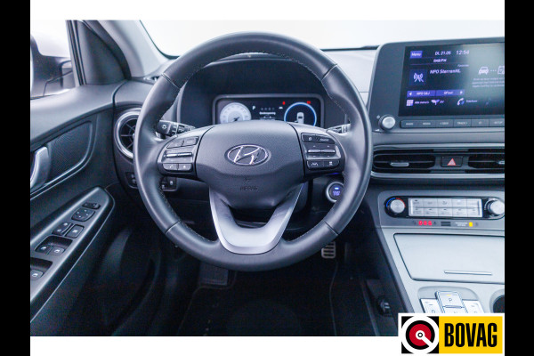 Hyundai Kona EV Comfort 64 kWh | € 2000,- Subsidie mogelijk! Virtual cockpit, ACC+stuurhulp, Camera, Climate controle