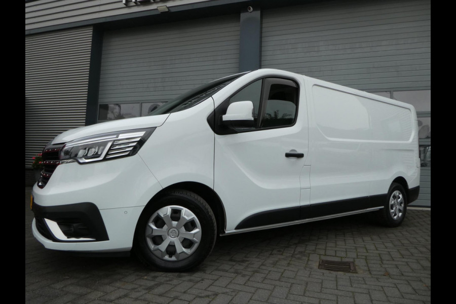 Renault Trafic 2.0 dCi 130 L2H1 airco . navigatie .camera, 3 zits, pdc