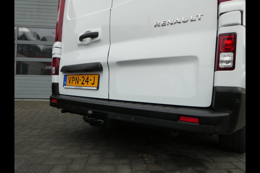 Renault Trafic 2.0 dCi 130 L2H1 airco . navigatie .camera, 3 zits, pdc