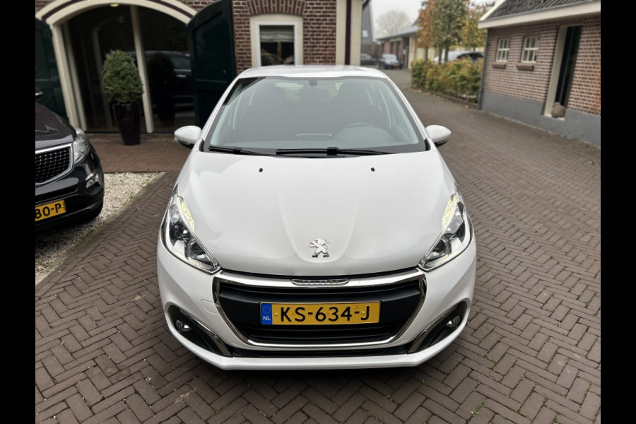 Peugeot 208 1.2 PT 5-drs. Navi, LMV, Trekhaak afn, 1e Eigenaar, 49 dkm!