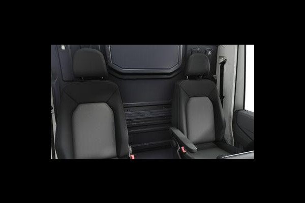 Volkswagen Crafter Trendline L3H3 2.0 TDI EU6 140 pk GVW 3.0T RIJKLAARPRIJS!!  VOORRAAD!!!