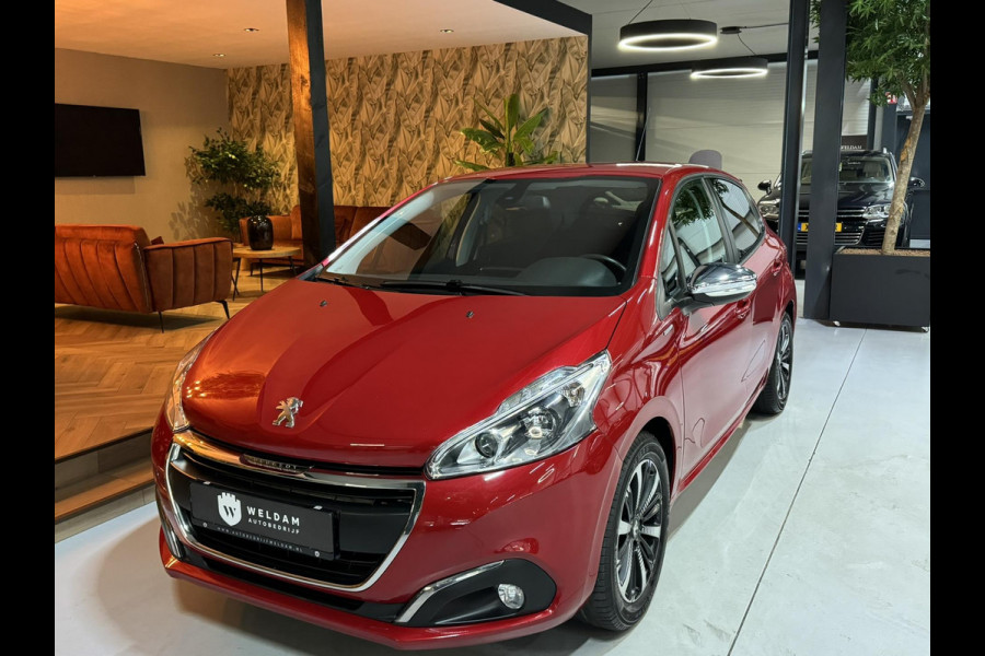 Peugeot 208 1.2 PureTech Style Garantie Cruise Clima PDC Stoelverw Rijklaar