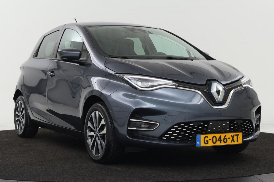 Renault ZOE R135 Intens | Stoel & Stuurverwarming | Carplay | *Koopaccu* | Bose | Full LED | Camera | Navigatie | PDC | Half leder