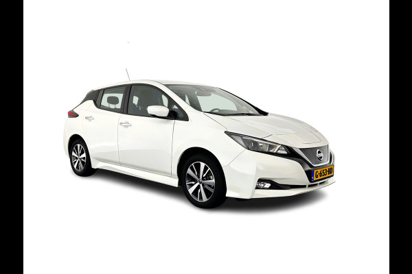 Nissan Leaf Acenta 40 kWh (INCL-BTW) *ADAPTIVE-CRUISE | DAB | NAVI-FULLMAP | CAMERA | ECC | COMFORT-SEATS | 16"ALU*