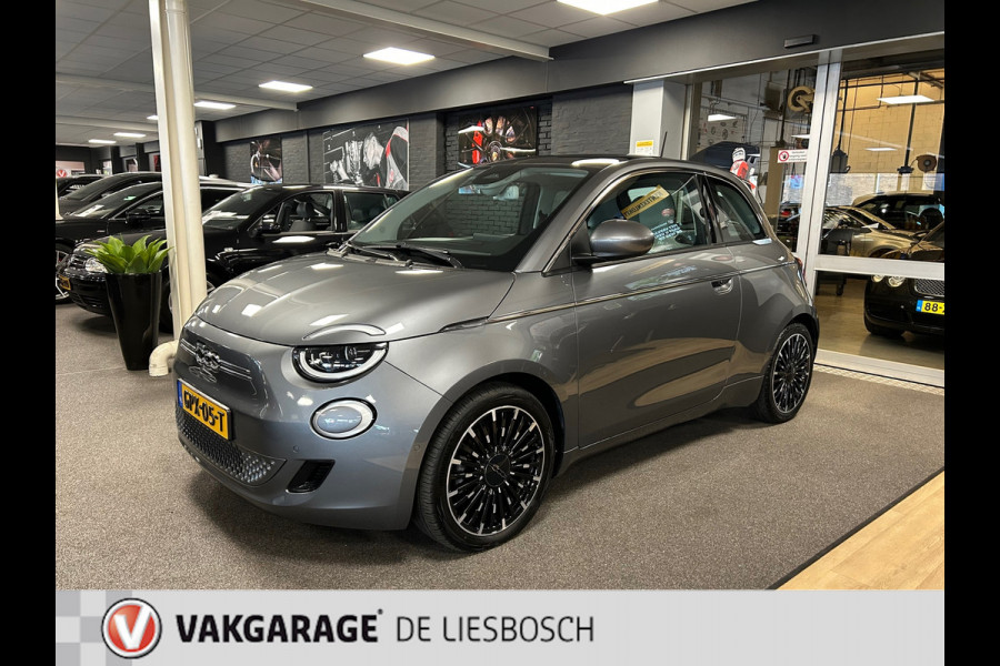 Fiat 500E La Prima 42 kWh / leder / panorama-dak / Navigatie / led / Apple carplay