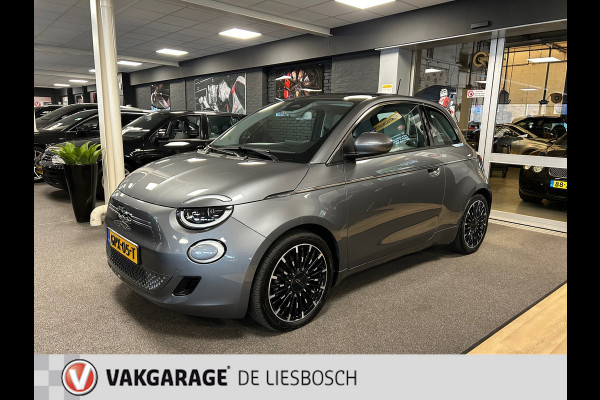 Fiat 500E La Prima 42 kWh / leder / panorama-dak / Navigatie / led / Apple carplay