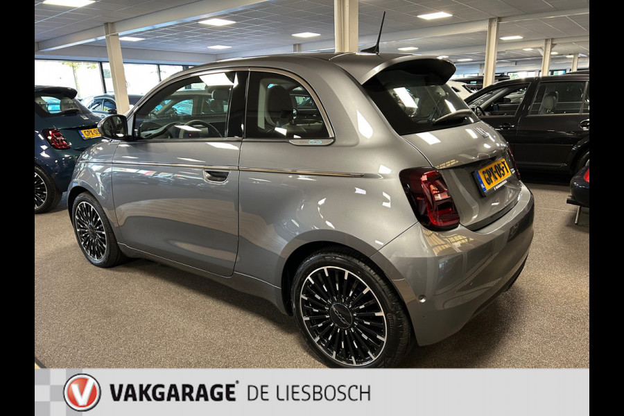 Fiat 500E La Prima 42 kWh / leder / panorama-dak / Navigatie / led / Apple carplay