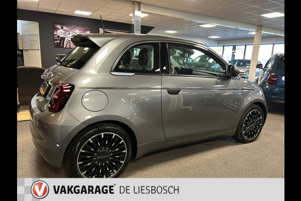 Fiat 500E La Prima 42 kWh / leder / panorama-dak / Navigatie / led / Apple carplay