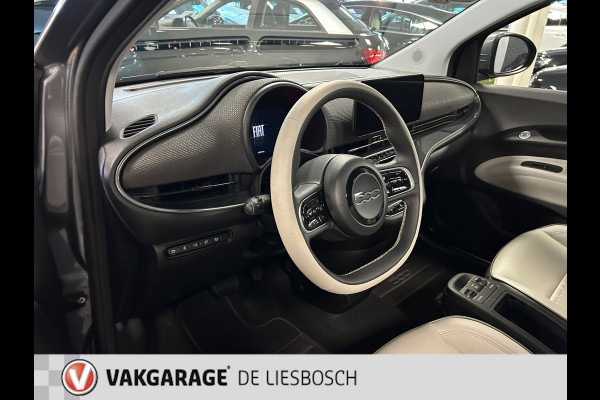 Fiat 500E La Prima 42 kWh / leder / panorama-dak / Navigatie / led / Apple carplay