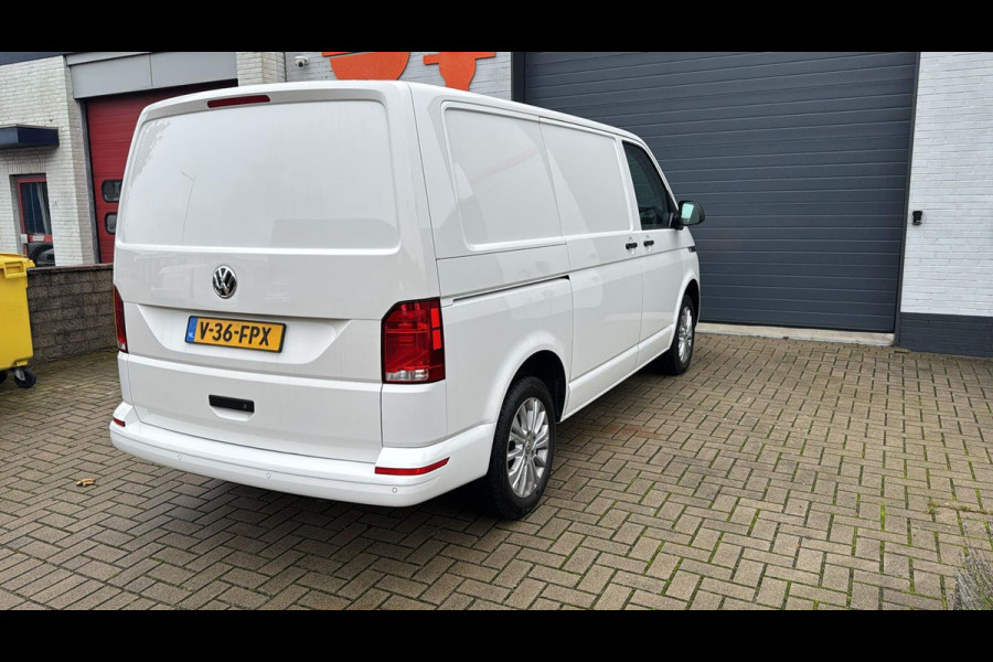 Volkswagen Transporter 2.0 TDI L1H1 28 Bull automaat 150 pk