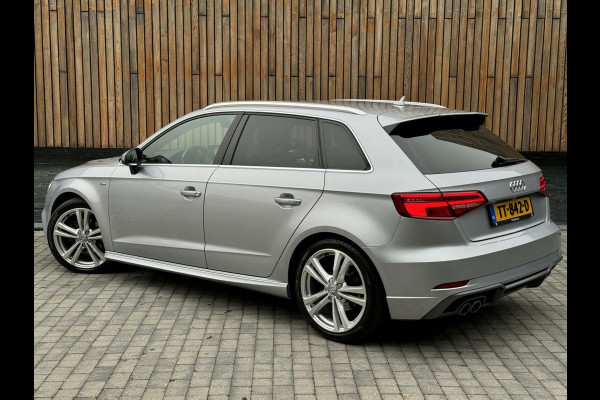 Audi A3 Sportback 1.5 TFSI S-line Automaat | Navi MMI | LED | Dakrails | Getint glas | Climate control | Cruise control | Parkeersensore