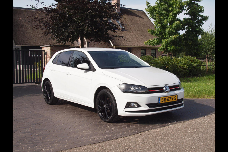 Volkswagen Polo 1.0 TSI Comfortline | Apple Carplay | Cruise Control | Navi | Airco | 17 inch |