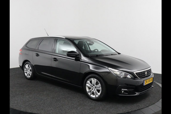 Peugeot 308 SW 1.2 PureTech Executive*PANO*CRUISE*NAVI*CARPLAY*