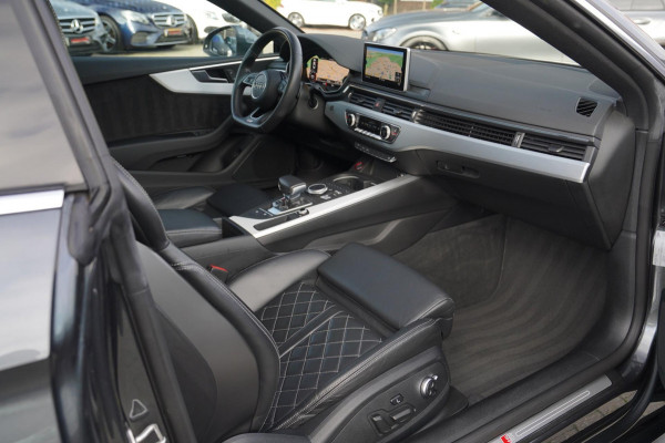 Audi A5 Coupé 2.0 TFSI ultra Launch Edition | RS Zetels | Panorama | Massage stoelen | Stoelverwarming | LED | 2 x S-line | NAP