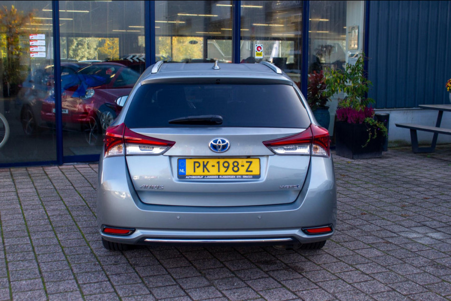 Toyota Auris Touring Sports 1.8 Hybrid Executive Go | Prijs rijklaar incl. 12 mnd garantie | Navi Pdc+camera Stoelverwarming