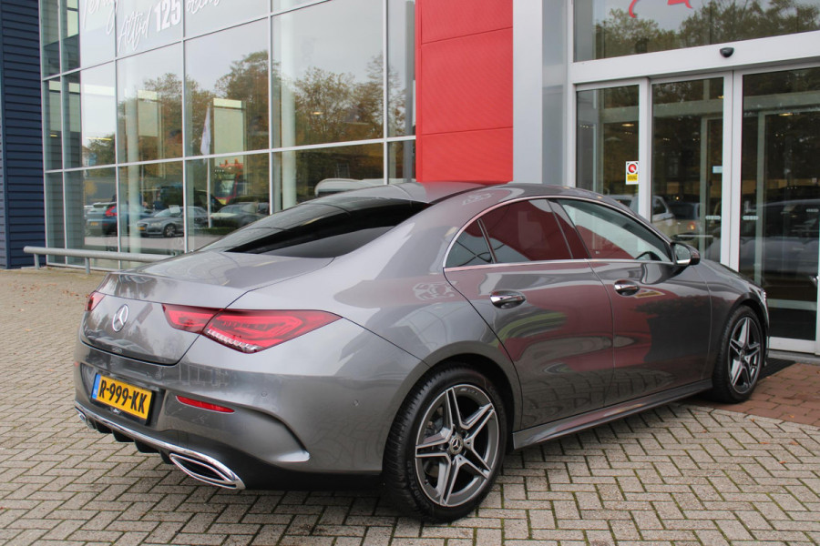 Mercedes-Benz CLA-Klasse 200 163PK AUTOMAAT BUSINESS SOLUTION AMG | PANORAMISCH SCHUIF/KANTEL DAK | SFEER VERLICHTING | APPLE CARPLAY/ANDROID AUTO | ACHTERUITRIJ CAMERA | CLIMATE CONTROL | STOEL VERWARMING | LICHTMETALEN VELGEN 18" | NAVIGATIE | LED MULTI BEAM KOPLAMPEN | DODEHOEK DETECTIE | KEYLESS ENTRY/START | ALL SEASON BANDEN |