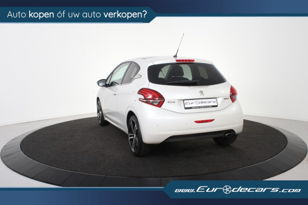 Peugeot 208 GT-Line 110 *Panoramadak*Navigatie*Stoelverwarming*