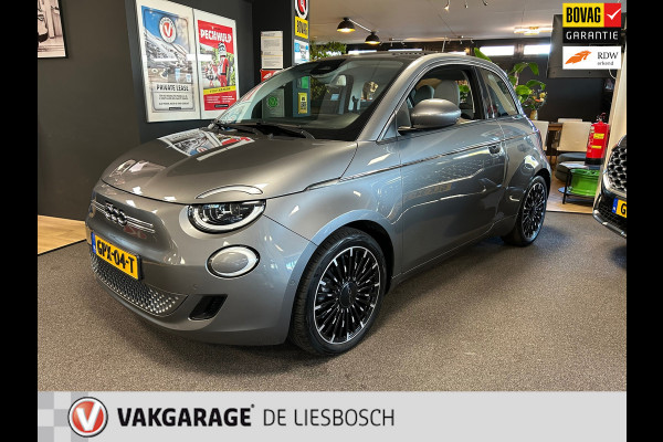 Fiat 500 La Prima 42 kWh/119pk/ Navigatie / pano-dak / leder / pdc / Camera / letop subsidie a €2000,- mogelijk