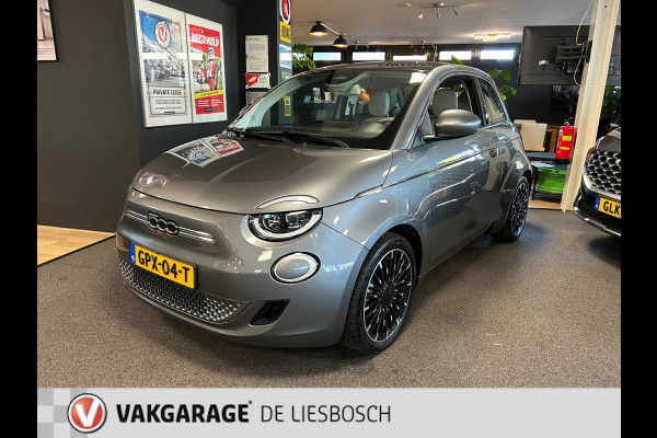 Fiat 500 La Prima 42 kWh/119pk/ Navigatie / pano-dak / leder / pdc / Camera / letop subsidie a €2000,- mogelijk