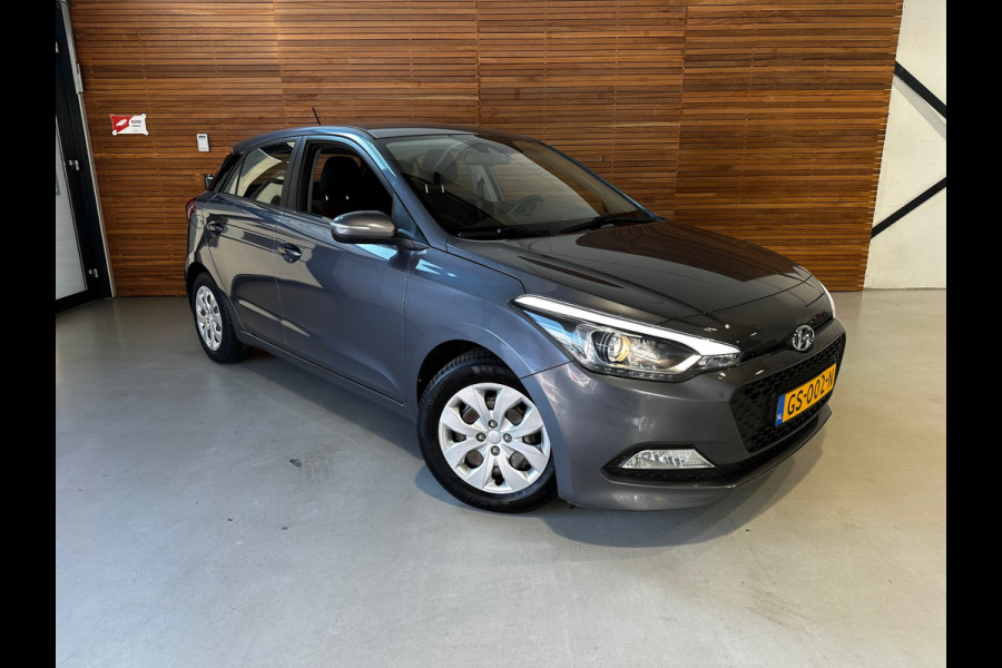 Hyundai i20 1.2 HP i-Motion Comfort | NL-auto | 1e Eigenaar | PDC | Lane Assist | Bluetooth | Isofix |