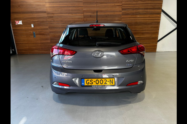 Hyundai i20 1.2 HP i-Motion Comfort | NL-auto | 1e Eigenaar | PDC | Lane Assist | Bluetooth | Isofix |