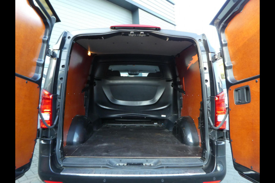 Mercedes-Benz Vito 114cdi Automaat, Lang, DC, Dubbel Cabine, Xenon, Camera, PDC.